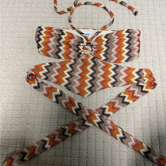 Princess Polly Vibrant Knit Top - Picture 2 of 2